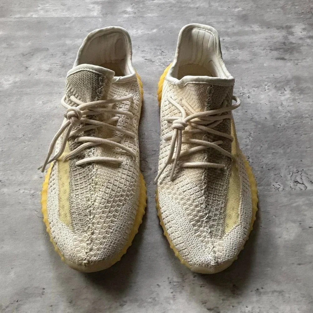 Adidas Yeezy 350 V2 Trainers Men 9.5 Cream Yellow Primeknit Low Top Sneaker